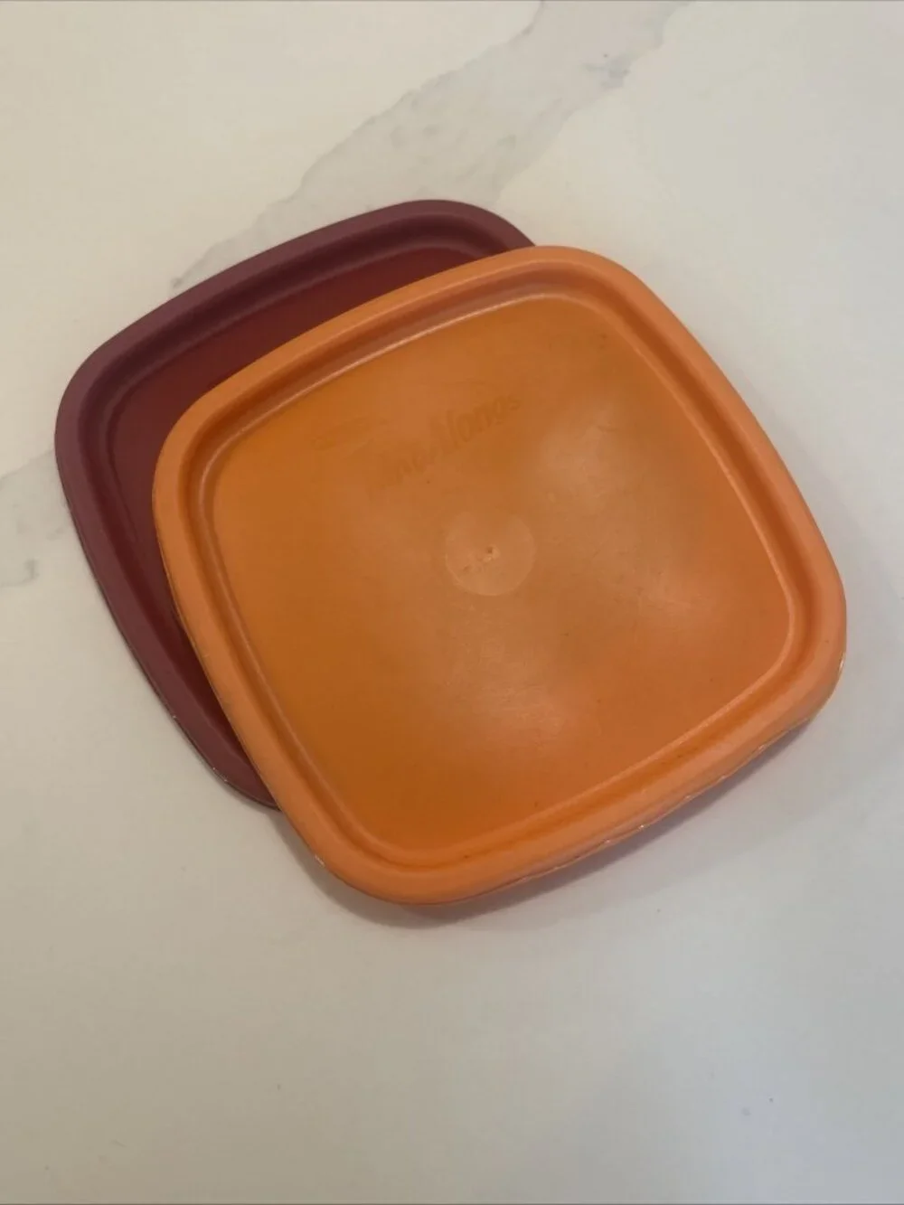 Rubbermaid TakeAlongs Replacement Kids Red And Orange Lids 832F 44 118